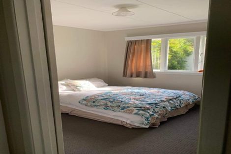 Photo of property in 239 Hepburn Road, Glendene, Auckland, 0602