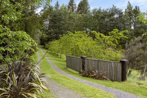 Photo of property in 365 Whangamata Road, Kinloch, Taupo, 3377
