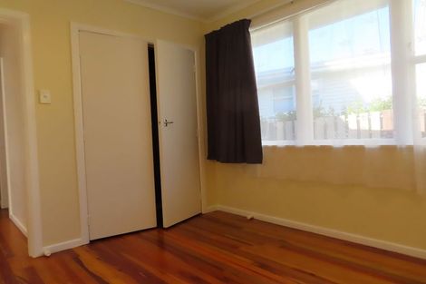 Photo of property in 60 Beazley Avenue, Paparangi, Wellington, 6037