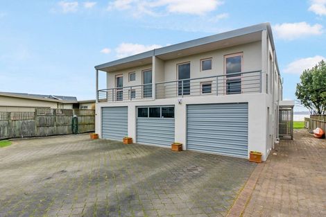 Photo of property in 27unit Willow Avenue, Hannahs Bay, Rotorua, 3010