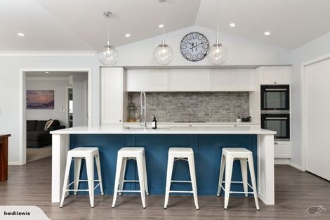 Photo of property in 32 Mike Smith Drive, Cambridge, 3434