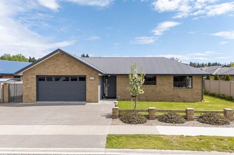 Photo of property in 8 Henderson Drive, Alexandra, 9320