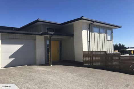 Photo of property in 19 Pacific View, Whitby, Porirua, 5024