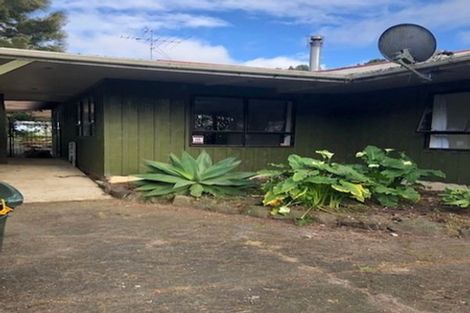 Photo of property in 215 Nixon Road, Taupaki, Henderson, 0782