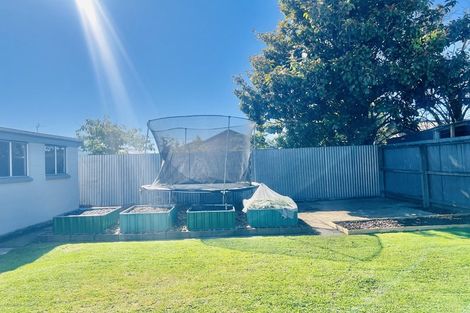 Photo of property in 176 Marshland Road, Shirley, Christchurch, 8061