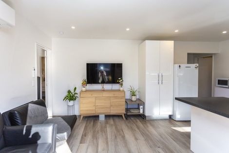 Photo of property in 4 Hillary Crescent, Upper Riccarton, Christchurch, 8041