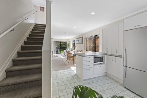 Photo of property in 84 Naylors Drive, Mangere, Auckland, 2022