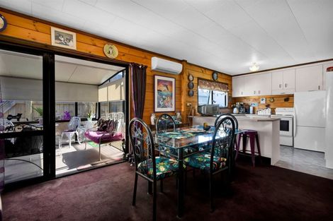 Photo of property in 4 Surrey Street, Hawera, 4610