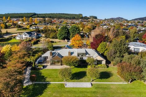 Photo of property in 248 Beacon Point Road, Wanaka, 9305