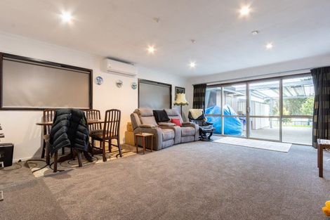Photo of property in 48 Kotare Street, Waikanae, 5036