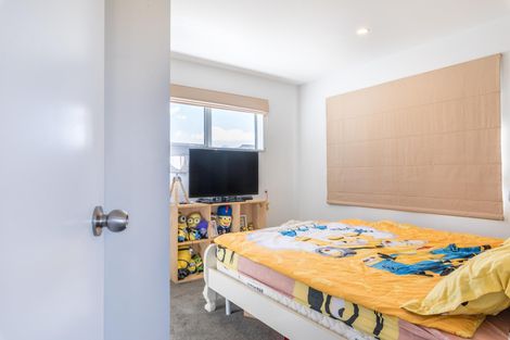 Photo of property in 36 Makora Road, Massey, Auckland, 0614