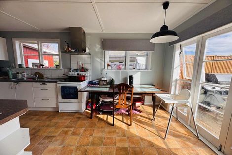 Photo of property in 45 Rangiora Avenue, Roslyn, Palmerston North, 4414