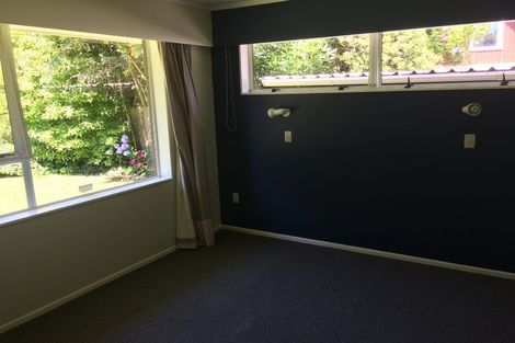 Photo of property in 15 Kauri Road, Waikanae, 5036