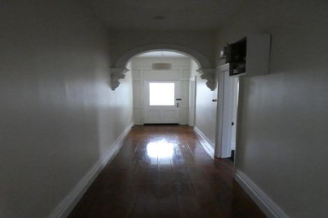 Photo of property in 10 Defoe Place, Waltham, Christchurch, 8023