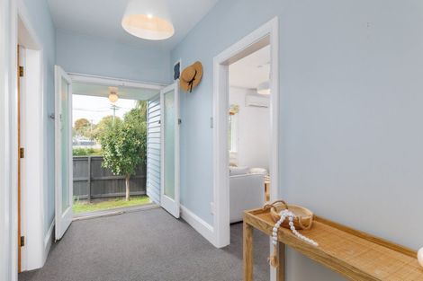 Photo of property in 134 Saint Martins Road, Saint Martins, Christchurch, 8022