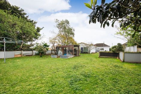 Photo of property in 8 Easton Street, Foxton, 4814