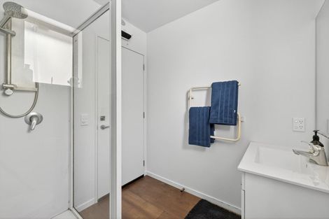 Photo of property in 8/190 Lincoln Road, Addington, Christchurch, 8024