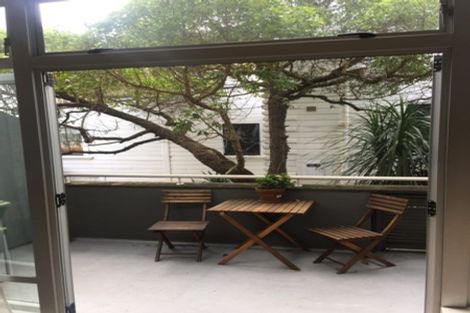 Photo of property in Mondrian Townhouses, 7/24 Hanson Street, Mount Cook, Wellington, 6021