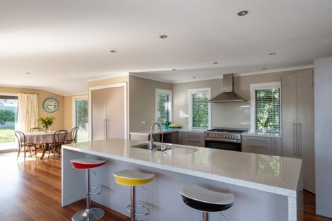 Photo of property in 10 Mccauley Grove, Hilltop, Taupo, 3330