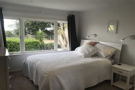 Photo of property in 1/40 Pupuke Road, Takapuna, Auckland, 0622