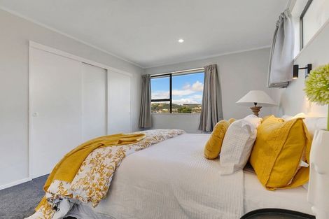 Photo of property in 21 The Mainsail, Whitby, Porirua, 5024