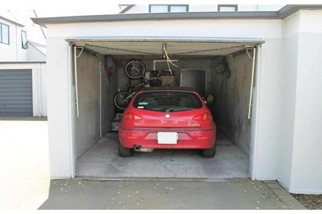 Photo of property in 216 Gloucester Street, Christchurch Central, Christchurch, 8011