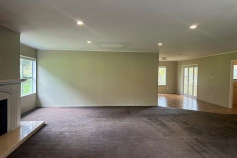 Photo of property in 1291 Old North Road, Helensville, 0875