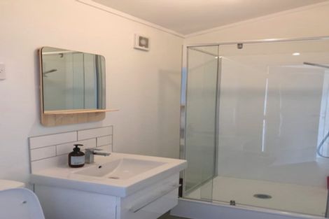 Photo of property in 48 Titirangi Road, New Lynn, Auckland, 0600