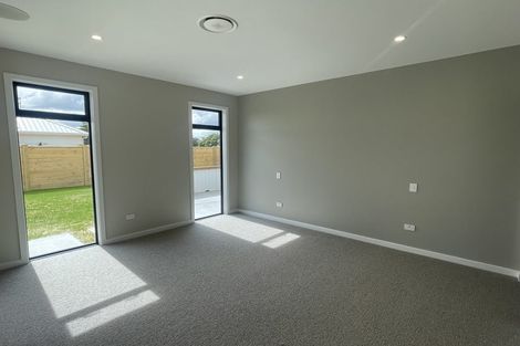 Photo of property in 92 Hugo Shaw Drive, Cambridge, 3434