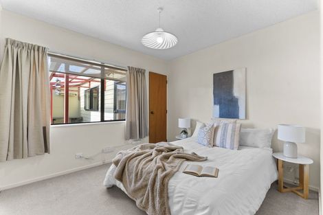 Photo of property in 137 Govett Avenue, Frankleigh Park, New Plymouth, 4310