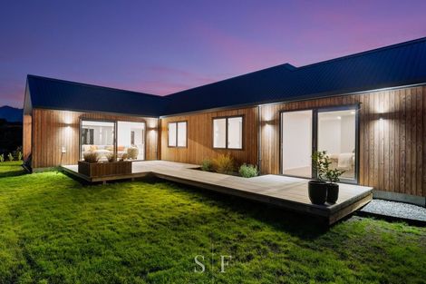 Photo of property in 40 Anderson Park Drive, Waikanae, 5036