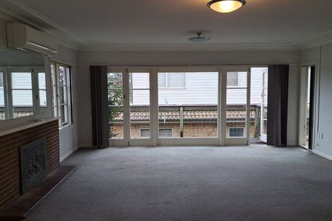 Photo of property in 280 Great South Road, Papakura, 2110