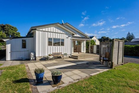 Photo of property in 8 Manuka Street, Otaki Beach, Otaki, 5512