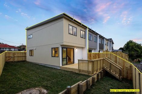 Photo of property in 14/25 Vodanovich Road, Te Atatu South, Auckland, 0610