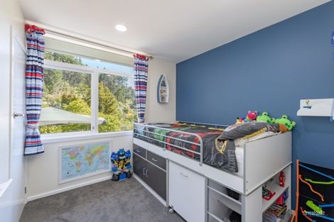 Photo of property in 15 Elmslie Road, Pinehaven, Upper Hutt, 5019