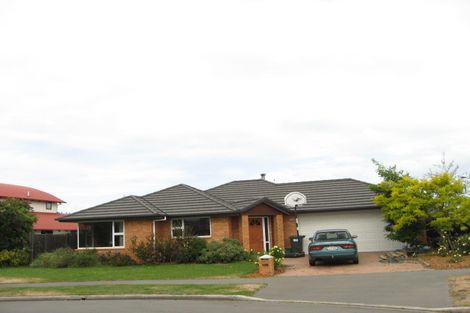 Photo of property in 115 Inwoods Close, Parklands, Christchurch, 8083