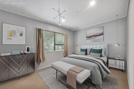 Photo of property in 2/52 Stanley Road, Glenfield, Auckland, 0629