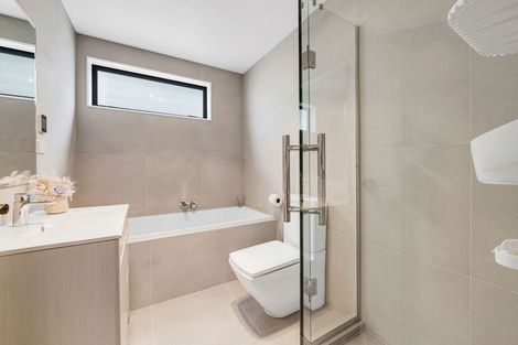 Photo of property in 10 Koropiko Lane, Flat Bush, Auckland, 2019