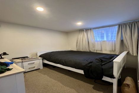Photo of property in 19 Castleford Street, Green Bay, Auckland, 0604