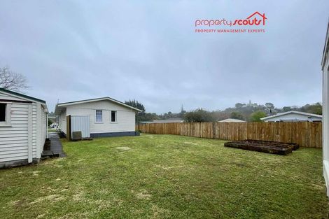 Photo of property in 50 Endeavour Street, Marfell, New Plymouth, 4310
