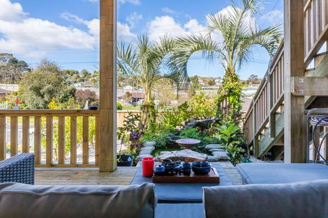 Photo of property in 36 Makora Road, Massey, Auckland, 0614