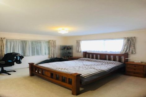 Photo of property in 301 Glengarry Road, Glen Eden, Auckland, 0602