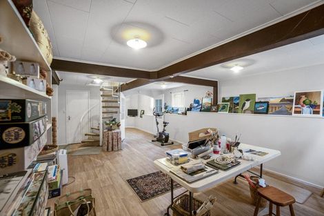 Photo of property in 30 Hartley Terrace, Massey, Auckland, 0614