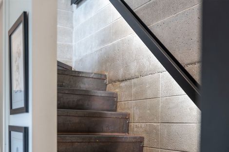 Photo of property in 64a Orangi Kaupapa Road, Northland, Wellington, 6012