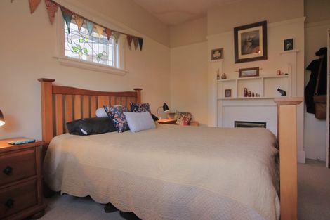 Photo of property in 82 Avonhead Road, Avonhead, Christchurch, 8042
