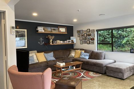 Photo of property in 2/53 Dominion Park Street, Johnsonville, Wellington, 6037