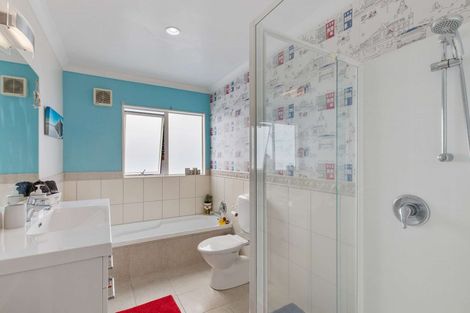 Photo of property in 1177 Whangaparaoa Road, Gulf Harbour, Whangaparaoa, 0930