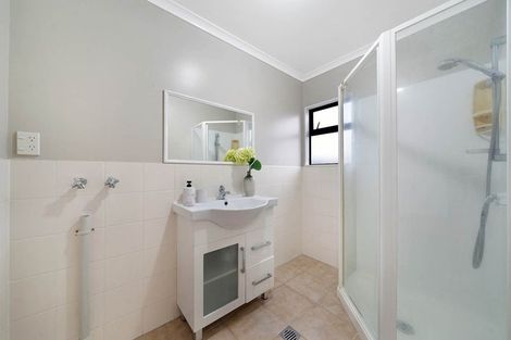 Photo of property in 32d Gifford Road, Papatoetoe, Auckland, 2025