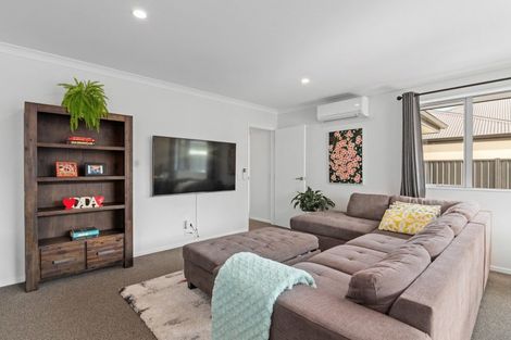 Photo of property in 47 Kendall View, Stoke, Nelson, 7011