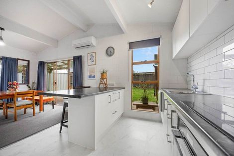 Photo of property in 1/312 Royal Road, Massey, Auckland, 0614